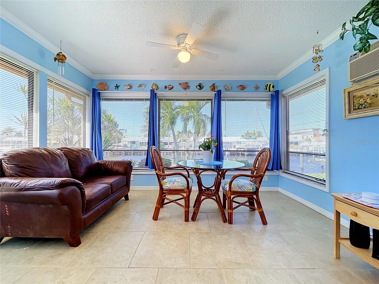 Condominium at 3852 CATALINA DR #127, BRADENTON, photo 19 of 87