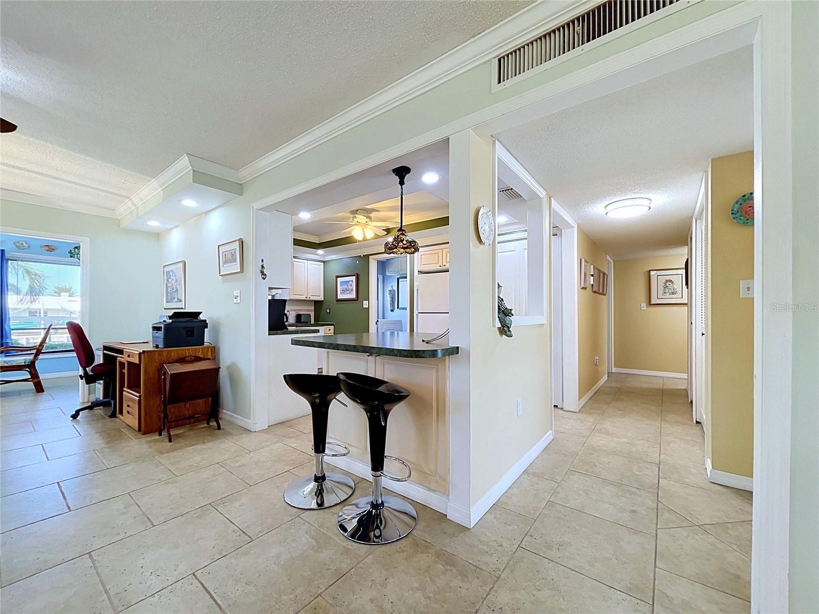 Condominium at 3852 CATALINA DR #127, BRADENTON, photo 21 of 87