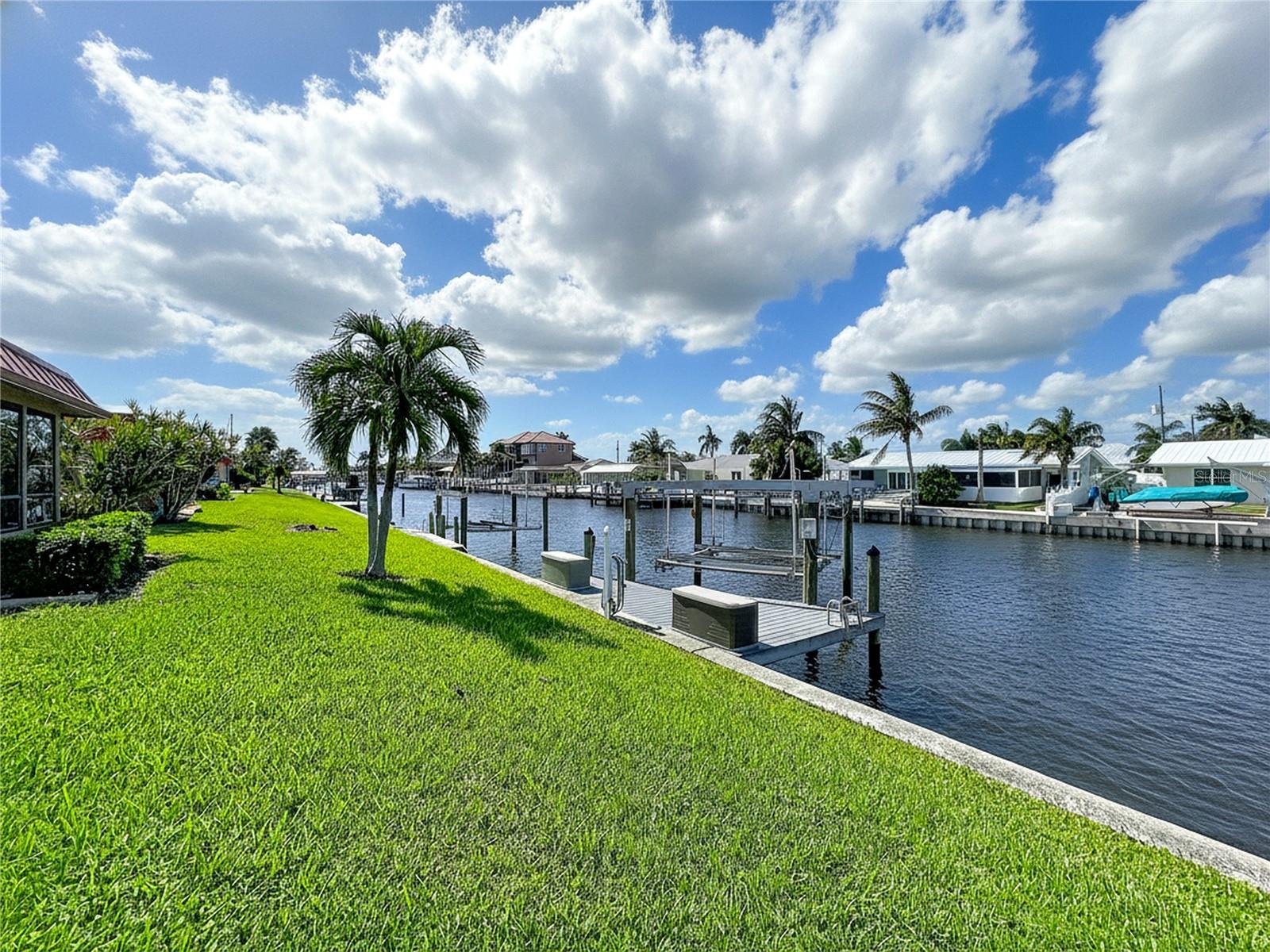 Condominium at 3852 CATALINA DR #127, BRADENTON, photo 48 of 87