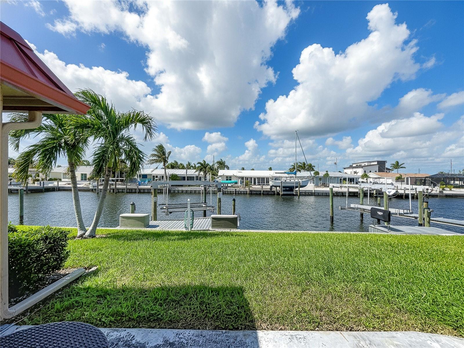 Condominium at 3852 CATALINA DR #127, BRADENTON, photo 49 of 87