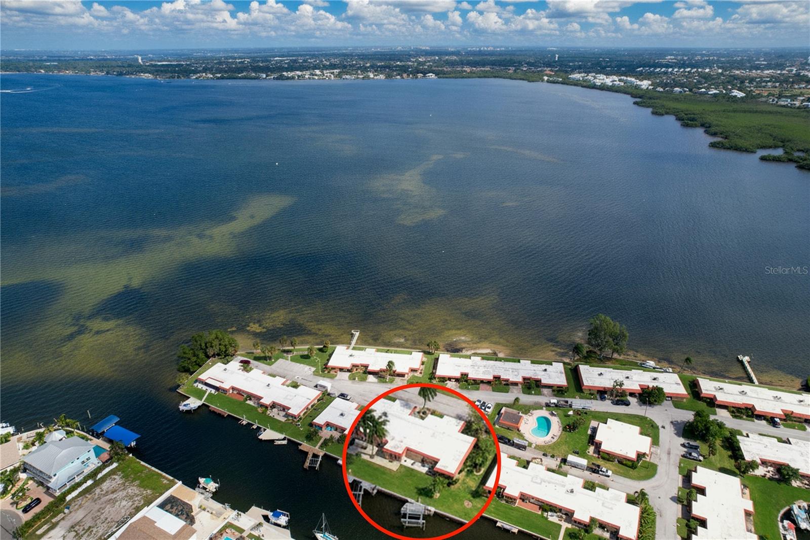 Condominium at 3852 CATALINA DR #127, BRADENTON, photo 55 of 87