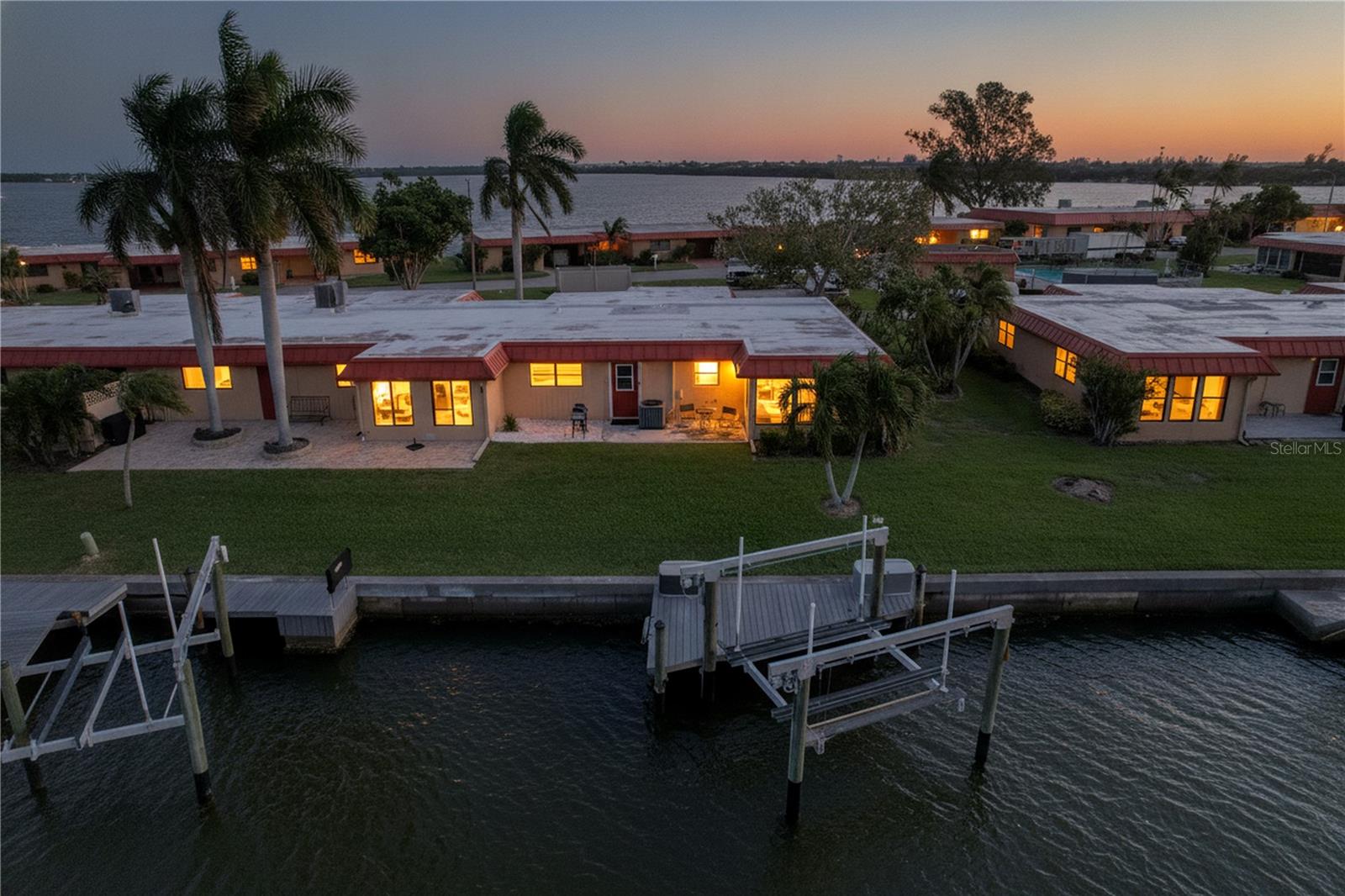 Condominium at 3852 CATALINA DR #127, BRADENTON, photo 61 of 87