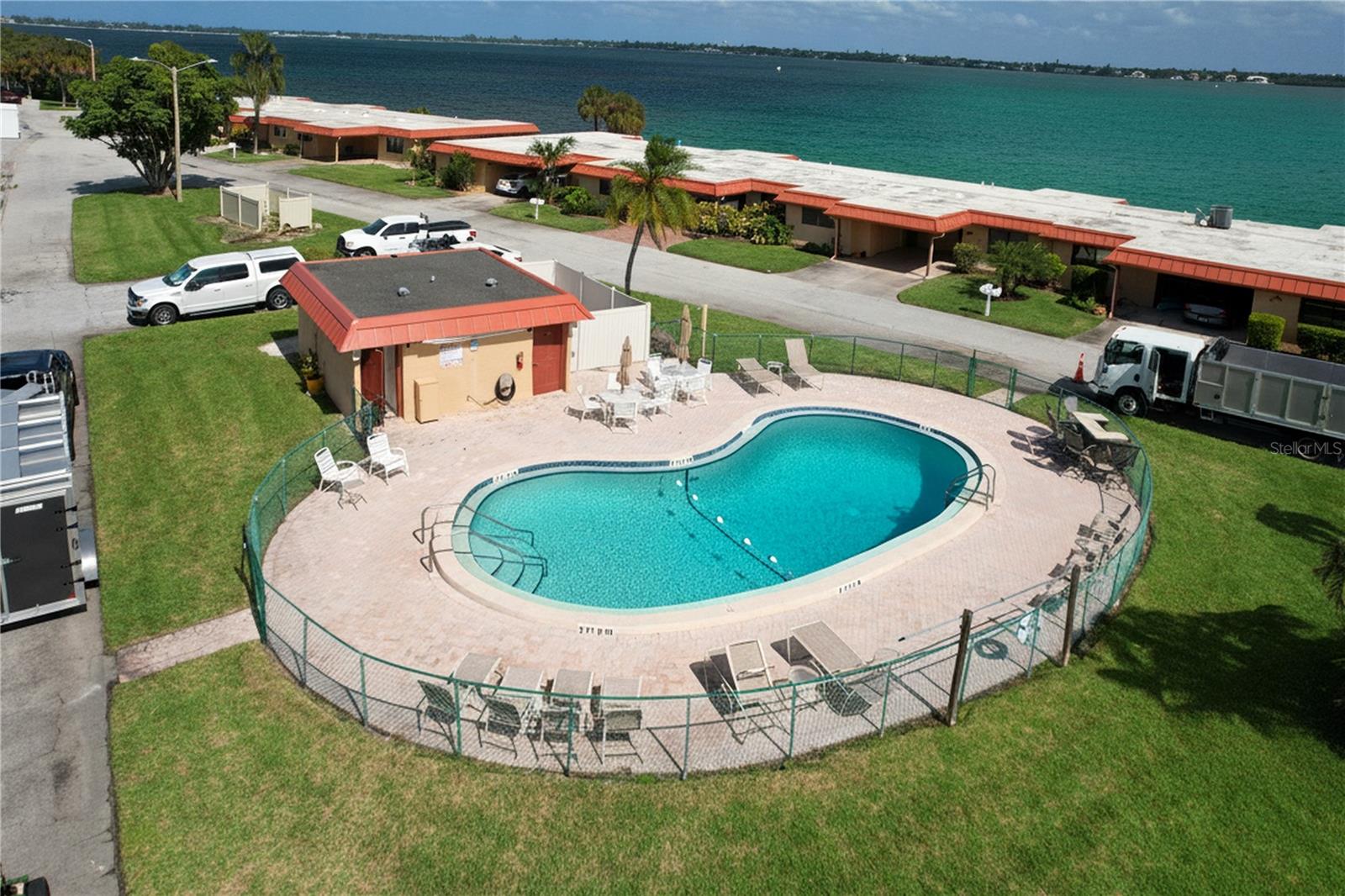 Condominium at 3852 CATALINA DR #127, BRADENTON, photo 79 of 87