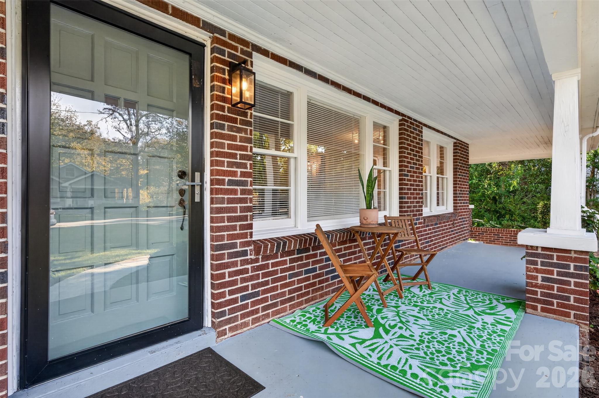 Single Family Residence at 400 7th Avenue Place NW, Hickory, photo 4 of 43