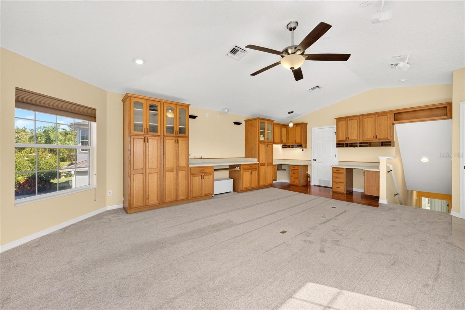 Single Family Residence at 5486 BOUNTY CIR, TAVARES, photo 37 of 60