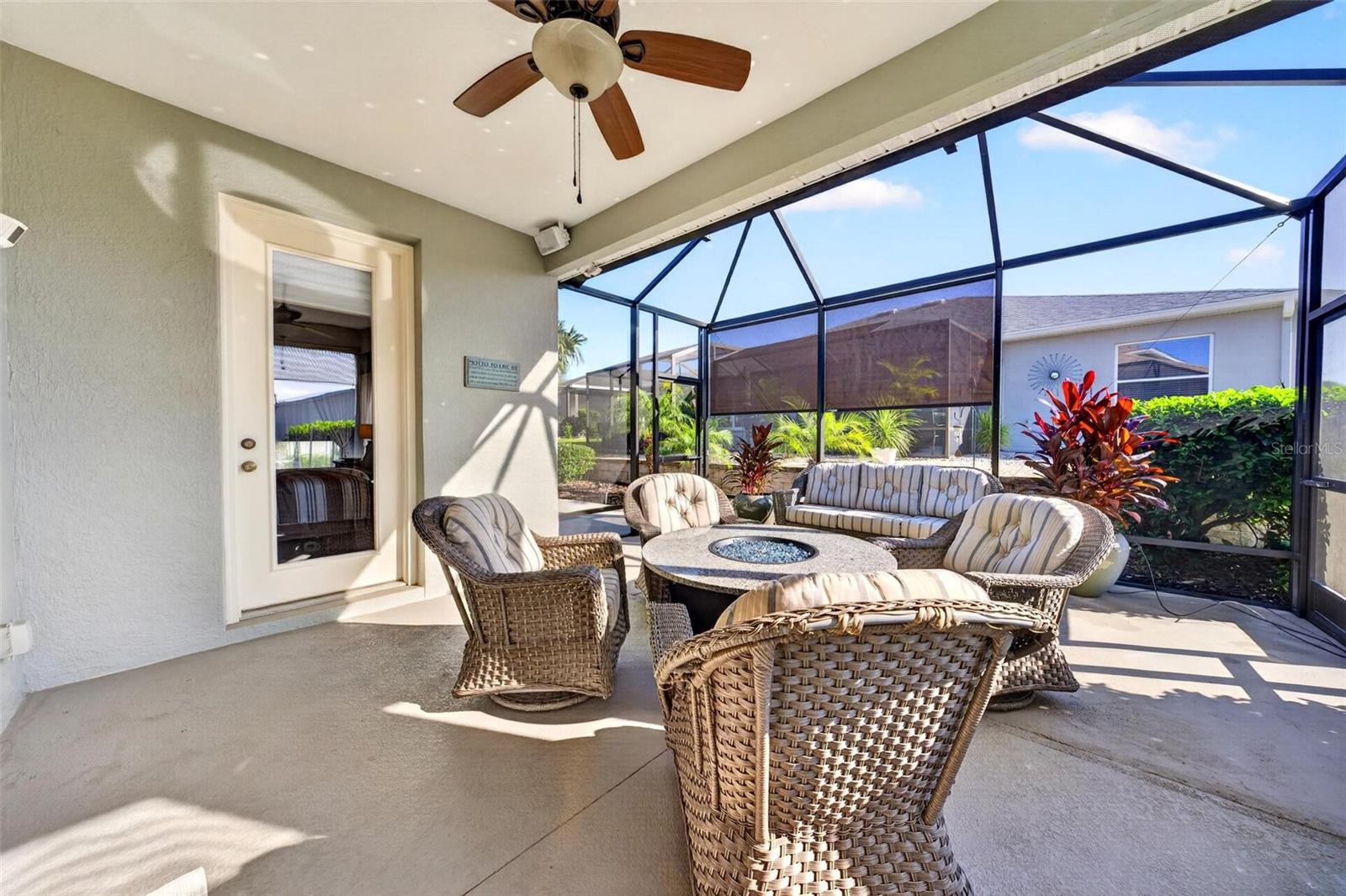 Single Family Residence at 5486 BOUNTY CIR, TAVARES, photo 43 of 60