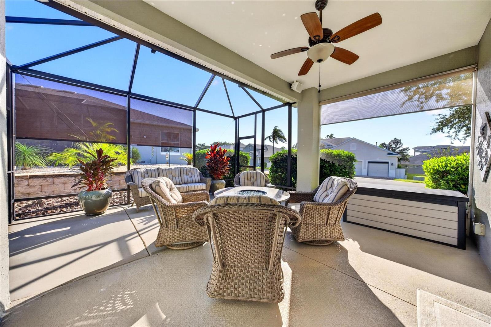 Single Family Residence at 5486 BOUNTY CIR, TAVARES, photo 44 of 60