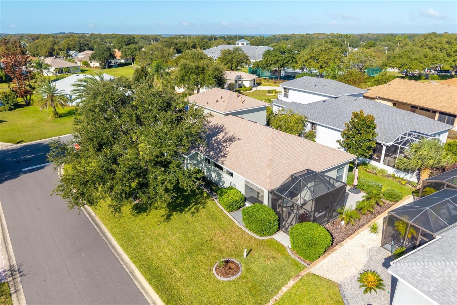 Single Family Residence at 5486 BOUNTY CIR, TAVARES, photo 48 of 60