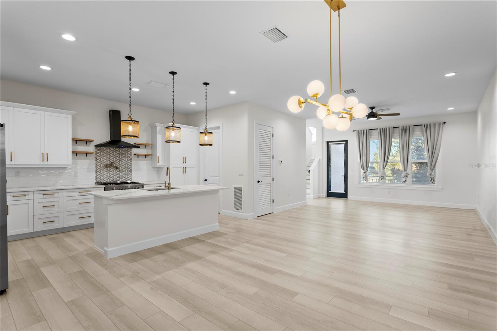 Townhouse at 4911 N NEBRASKA AVE, TAMPA, photo 14 of 43