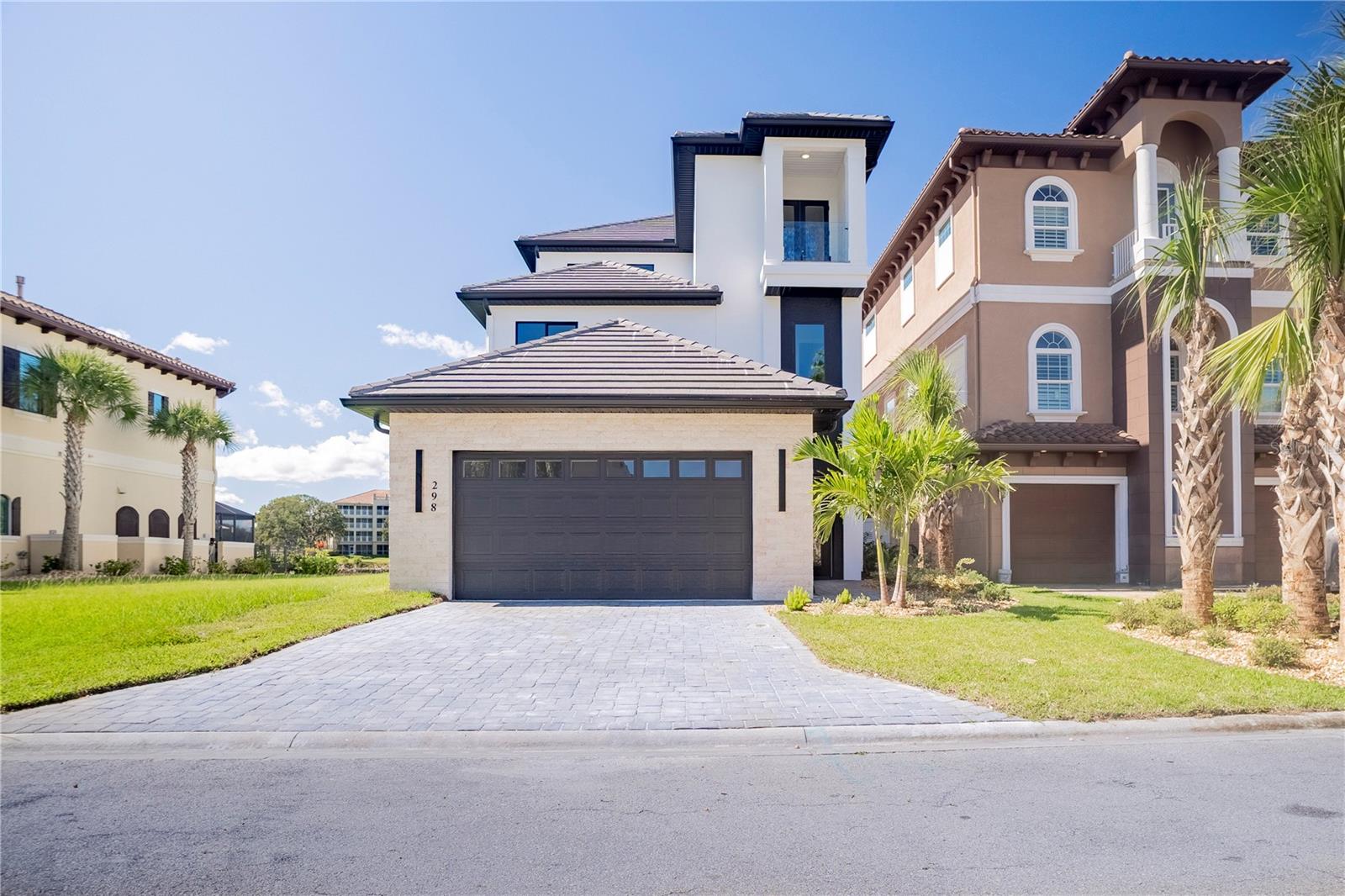 298 YACHT HARBOR DR