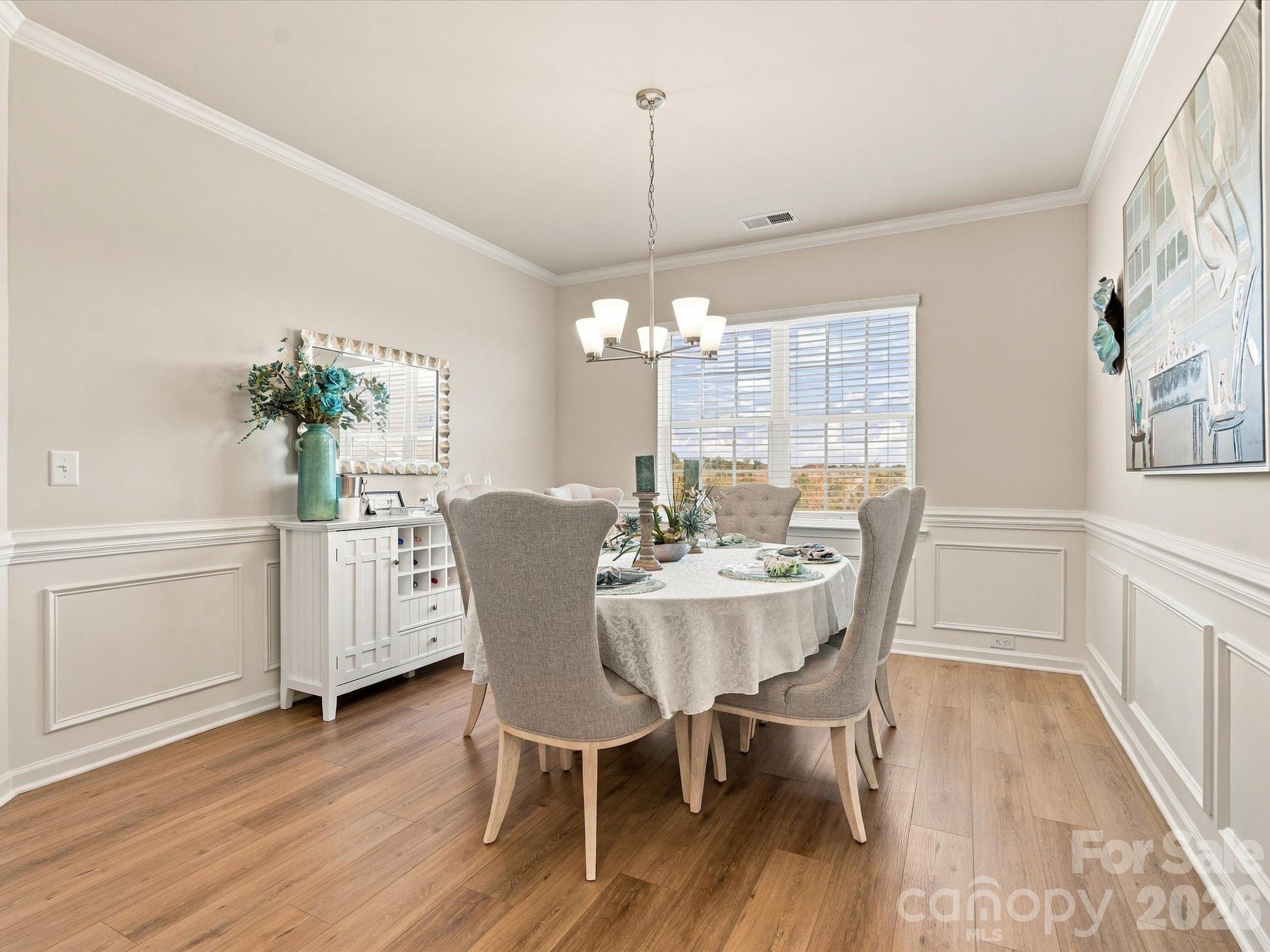 Single Family Residence at 2832 Morning Song Way, Lancaster, photo 7 of 44
