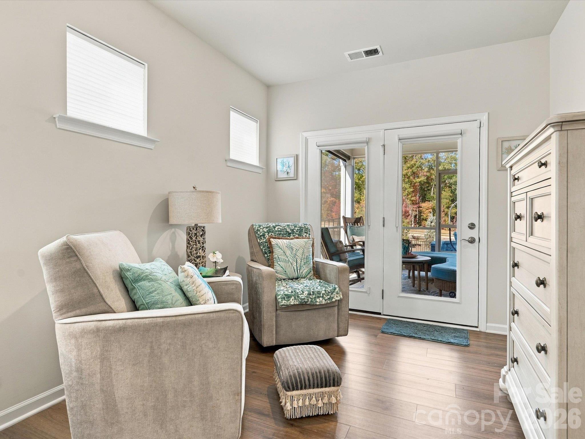 Single Family Residence at 2832 Morning Song Way, Lancaster, photo 31 of 44