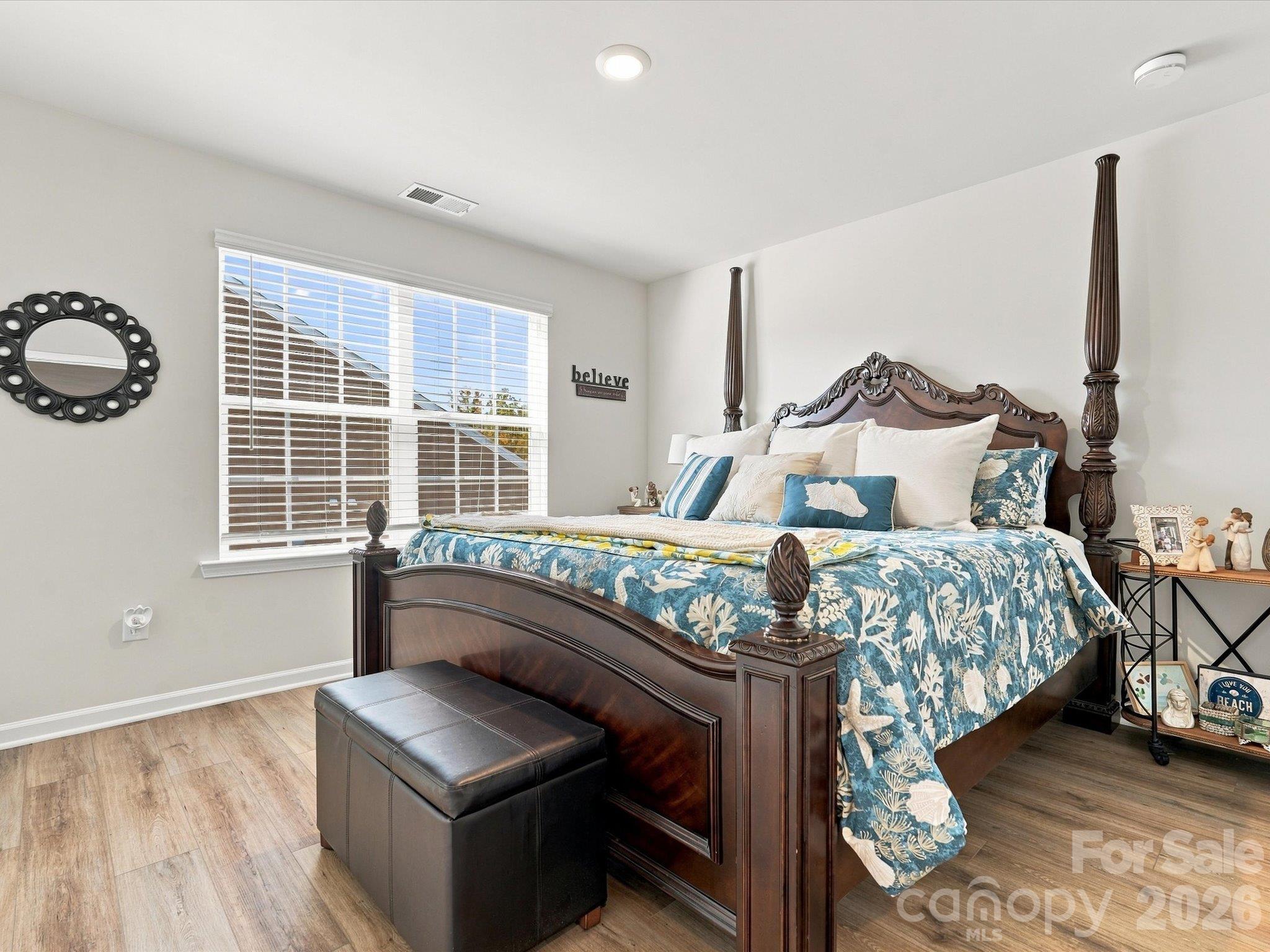 Single Family Residence at 2832 Morning Song Way, Lancaster, photo 35 of 44