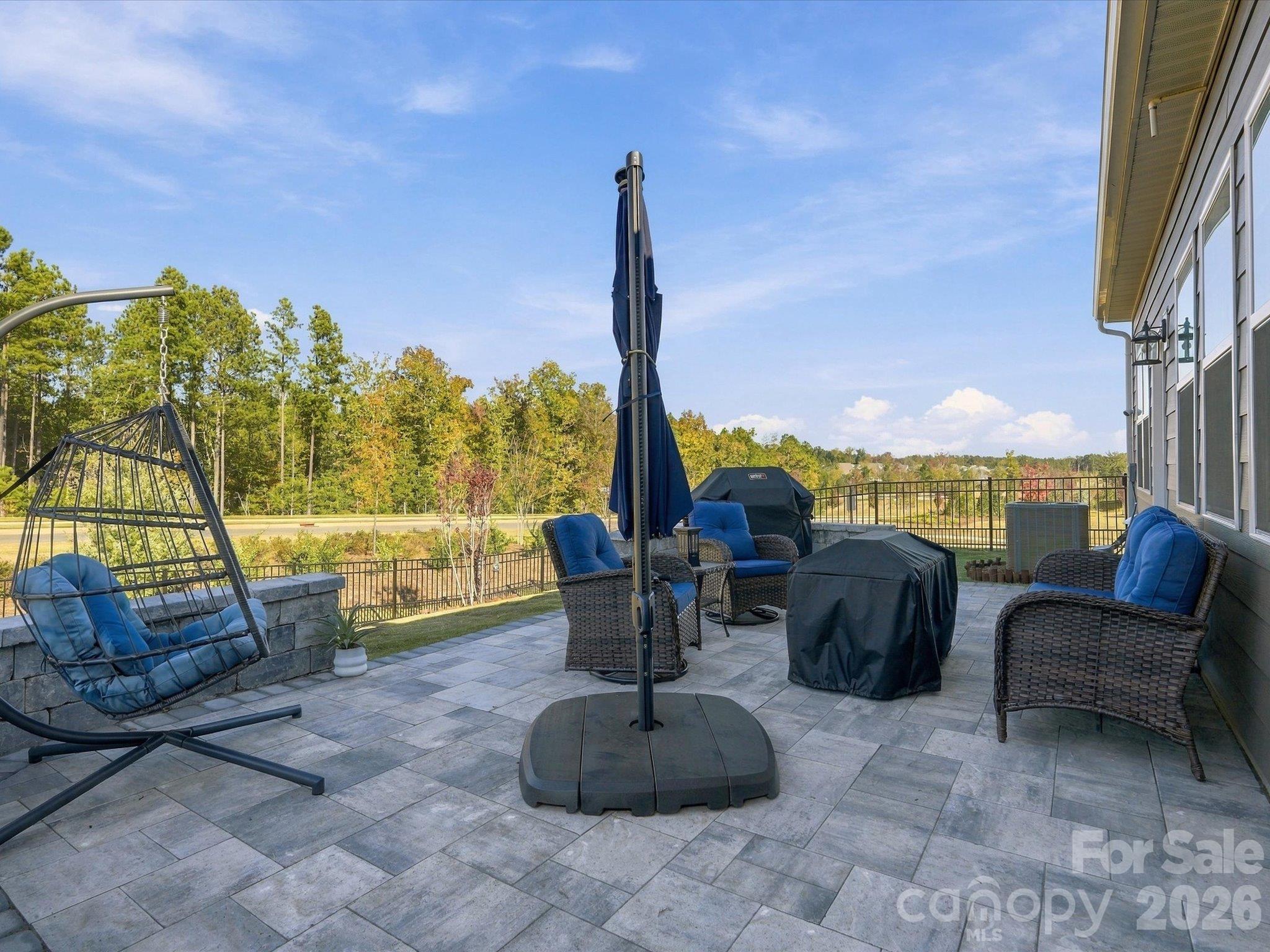 Single Family Residence at 2832 Morning Song Way, Lancaster, photo 39 of 44