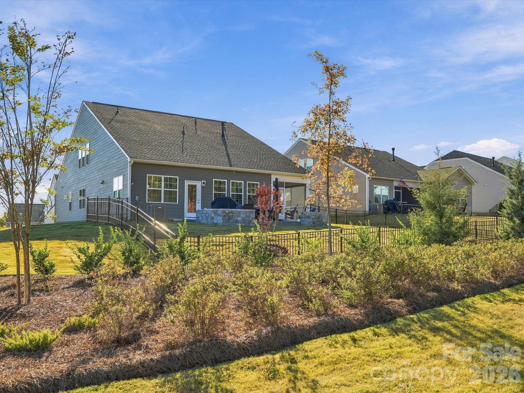Single Family Residence at 2832 Morning Song Way, Lancaster, photo 44 of 44