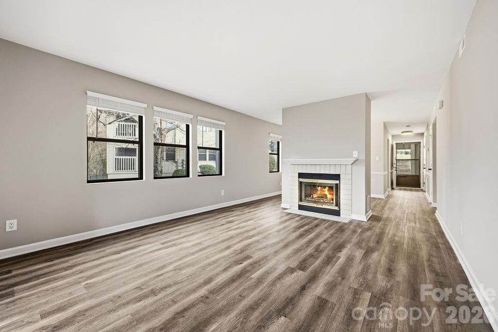 Condominium at 1605 Abbey Circle, Asheville, photo 4 of 22
