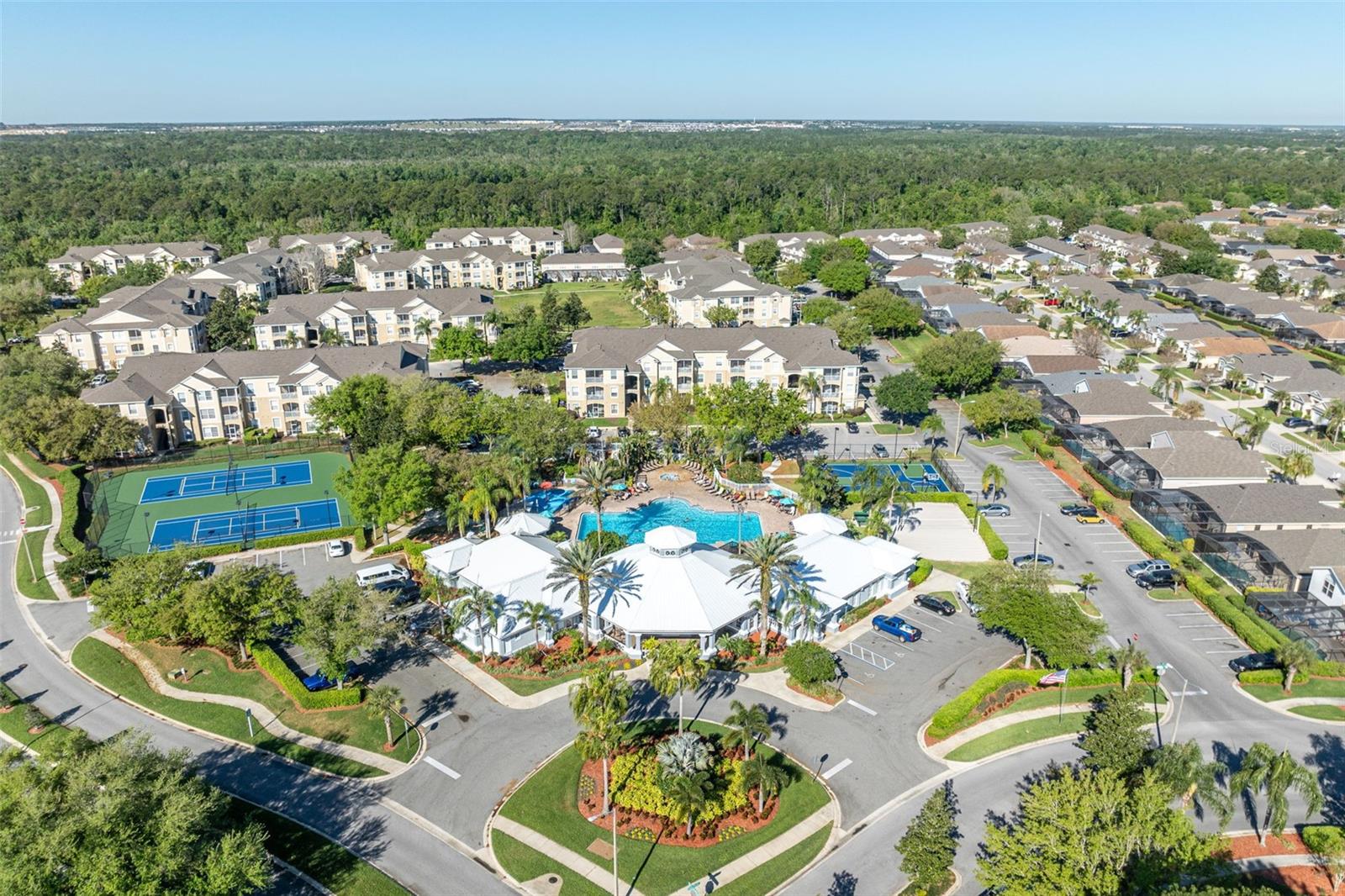 Condominium at 8105 COCONUT PALM WAY #303, KISSIMMEE, photo 39 of 42