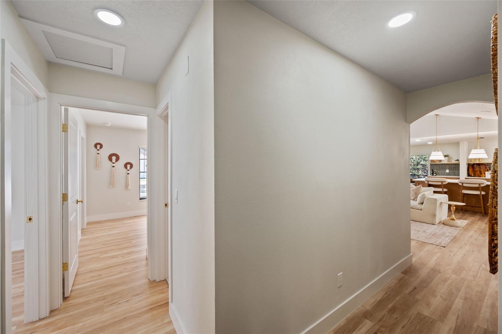 Single Family Residence at 16611 ROUND OAK DR, TAMPA, photo 30 of 47
