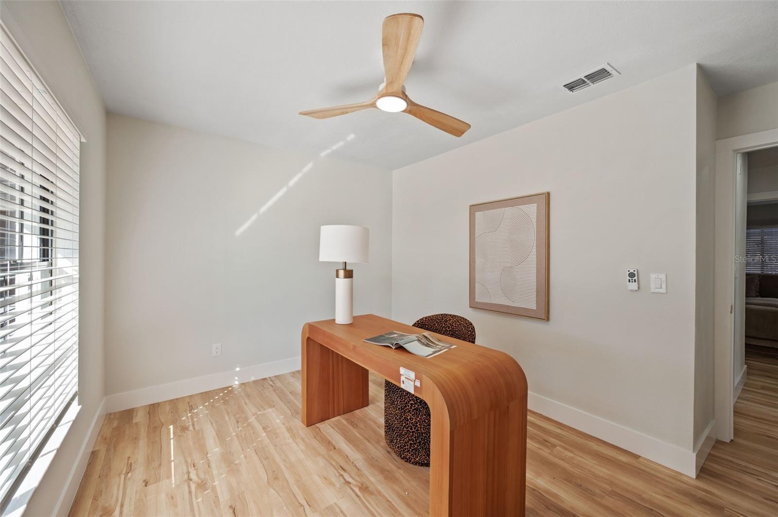 Single Family Residence at 16611 ROUND OAK DR, TAMPA, photo 33 of 47