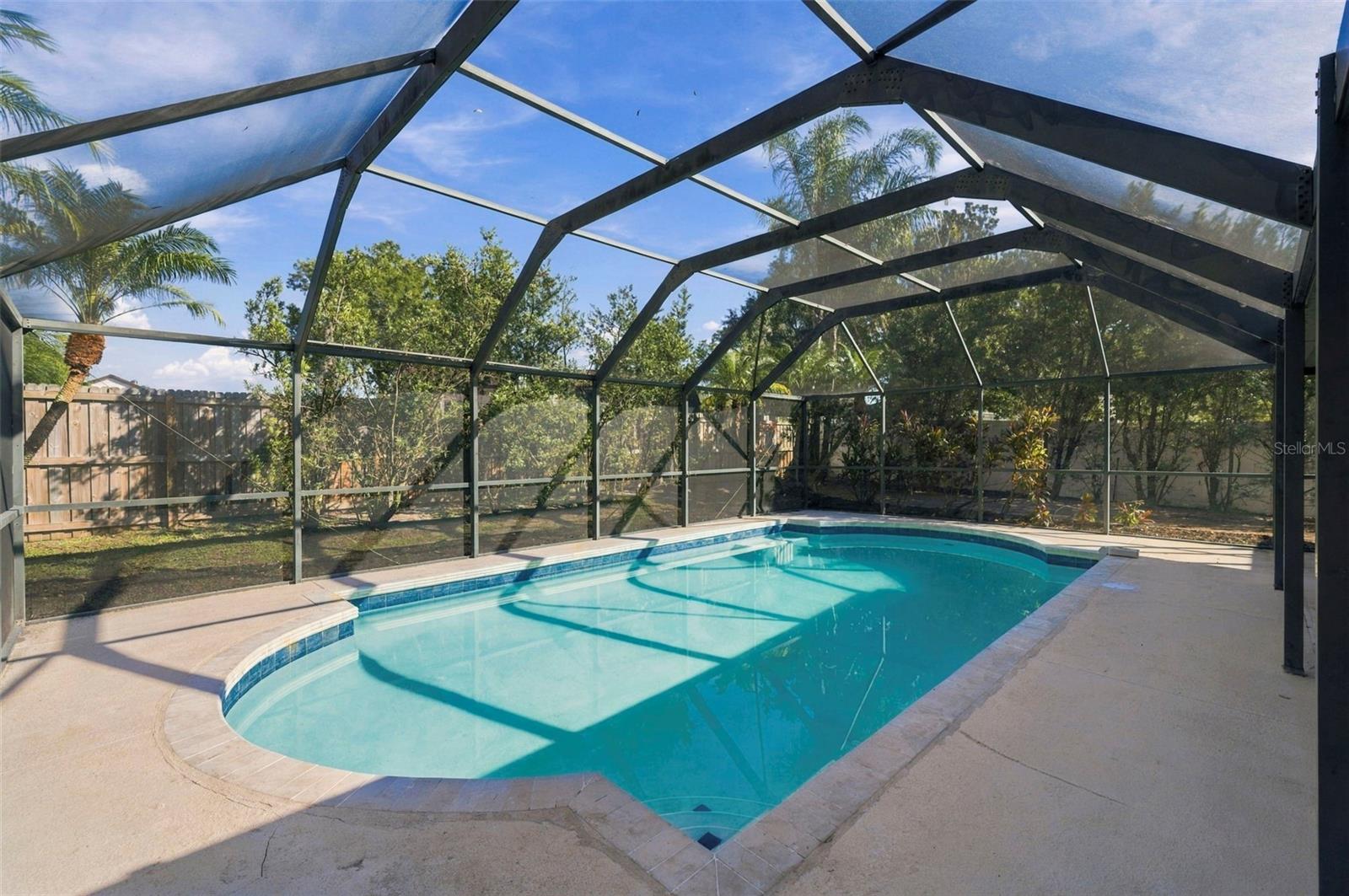 Single Family Residence at 16611 ROUND OAK DR, TAMPA, photo 40 of 47