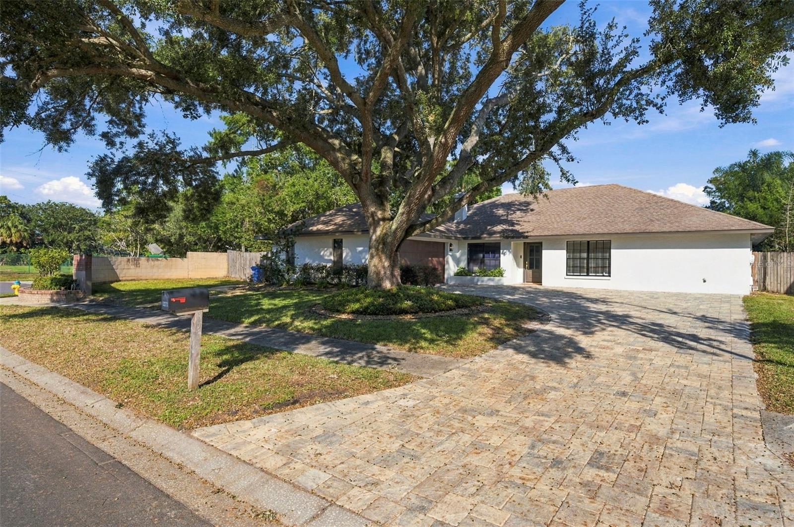 Single Family Residence at 16611 ROUND OAK DR, TAMPA, photo 45 of 47
