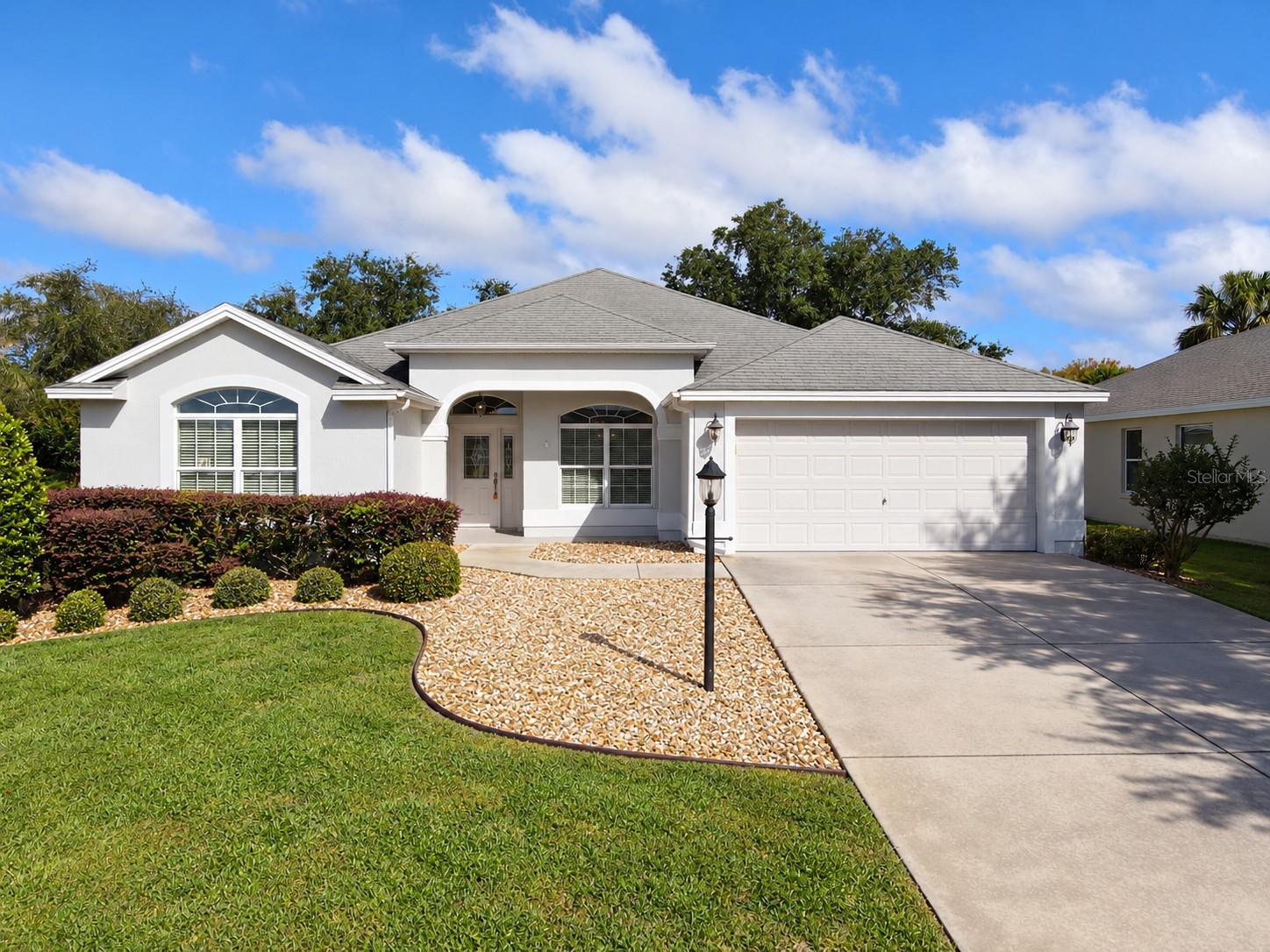 941 MANDRAKE ST