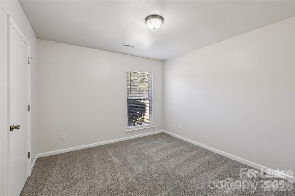 Single Family Residence at 7030 Huntsmaster Drive, Charlotte, photo 22 of 34