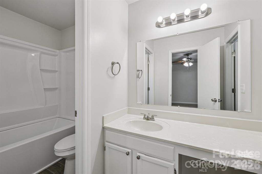 Single Family Residence at 7030 Huntsmaster Drive, Charlotte, photo 26 of 34