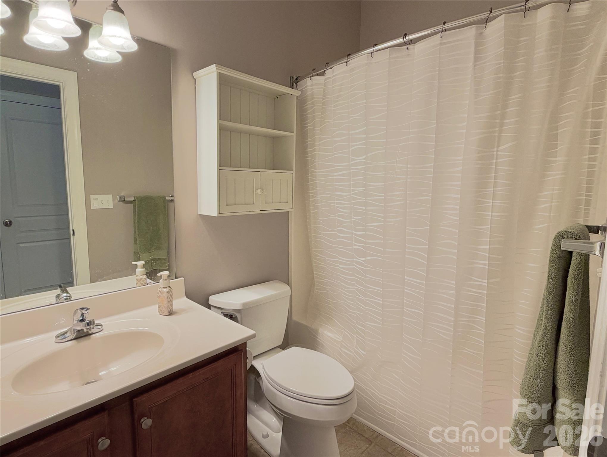 Hall Bath Upstairs - 1507 Belmont Stakes Avenue, Indian Trail