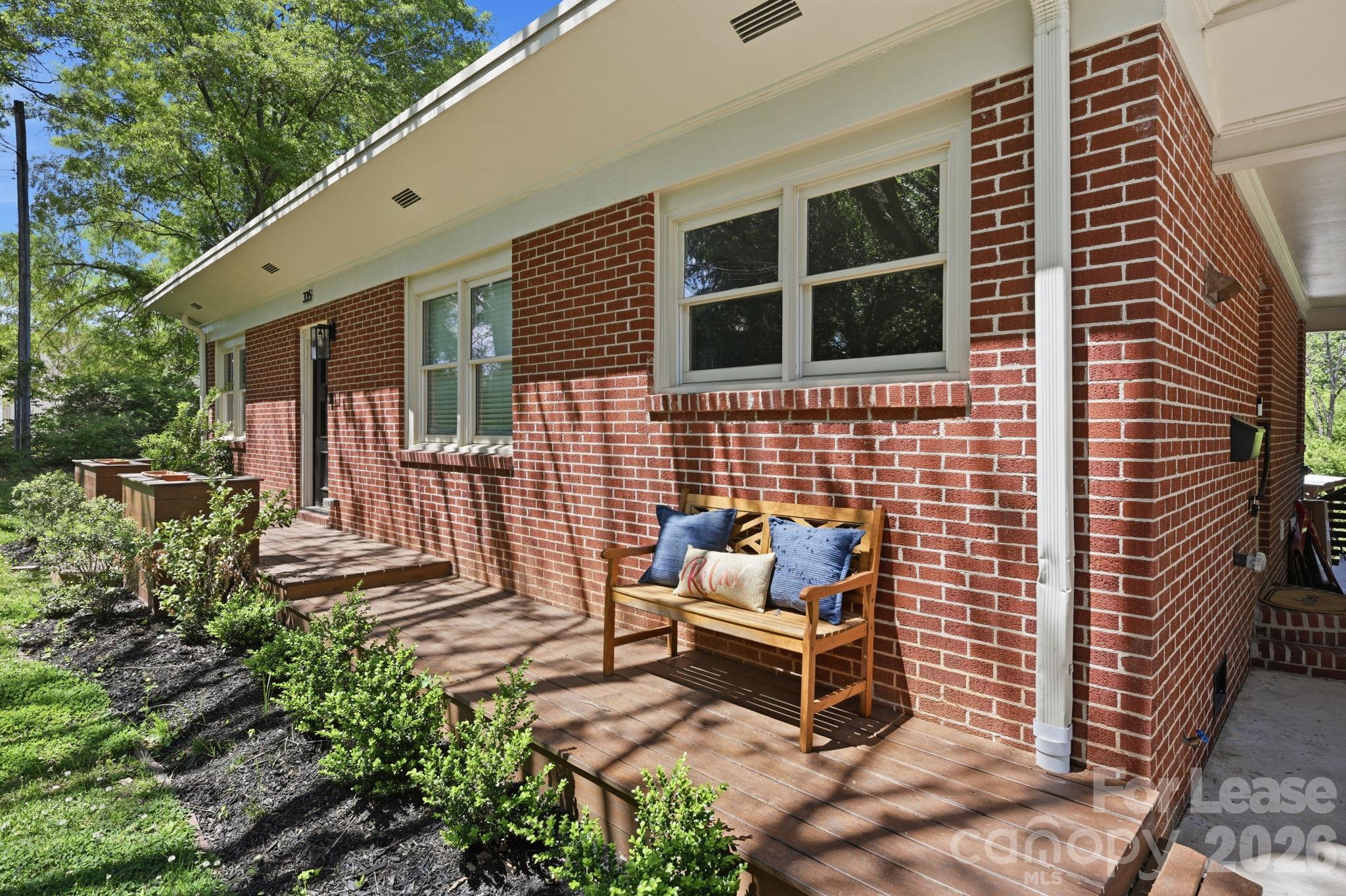Single Family Residence at 335 E Sumner Street, Lincolnton, photo 8 of 42