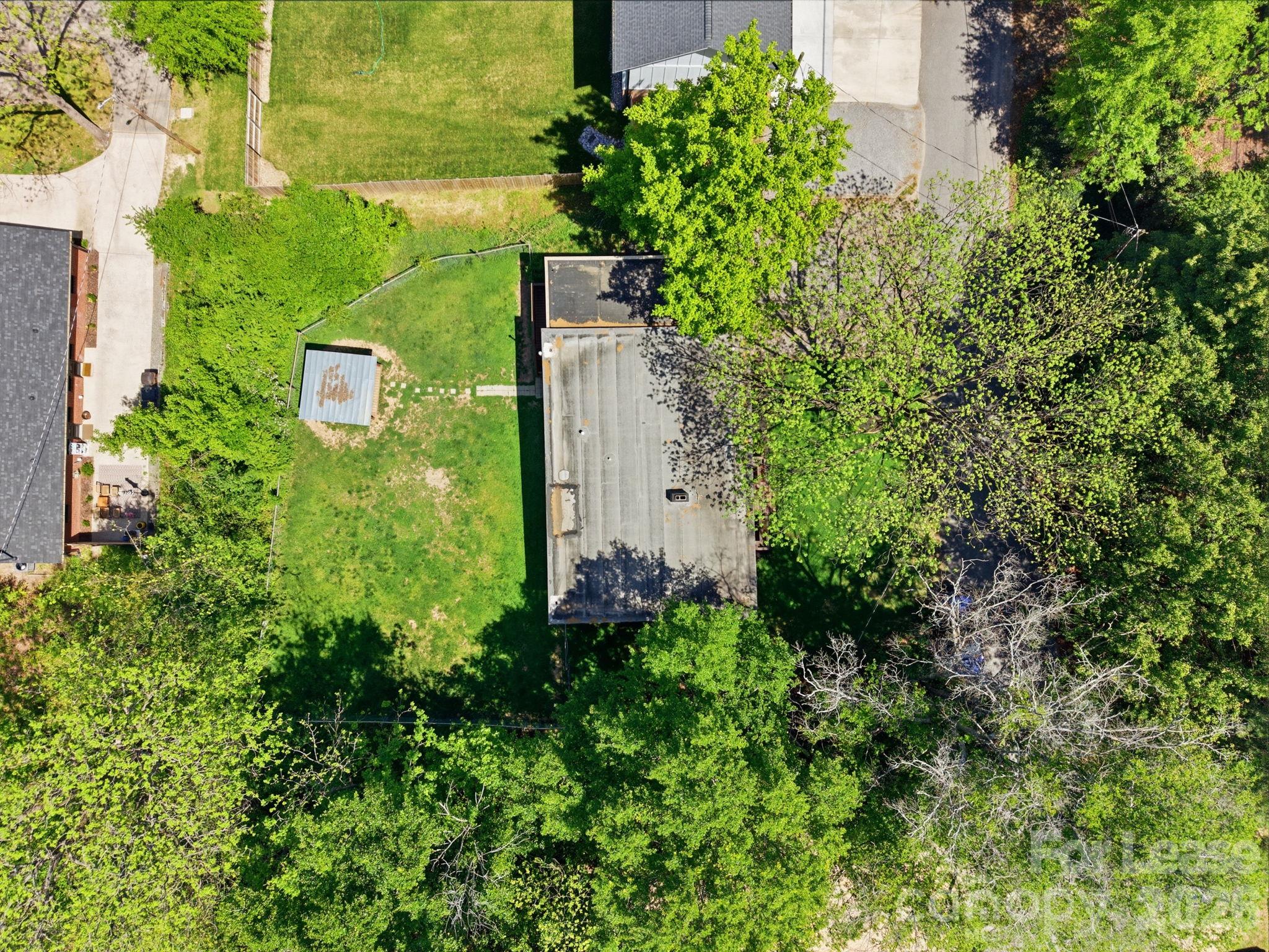 Single Family Residence at 335 E Sumner Street, Lincolnton, photo 40 of 42