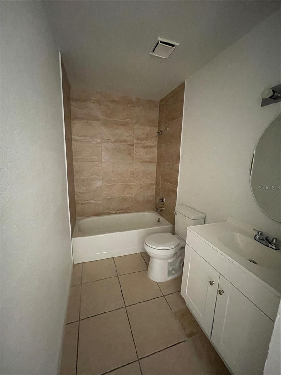 Condominium at 516 E ROSEWOOD LN #516, TAVARES, photo 11 of 13