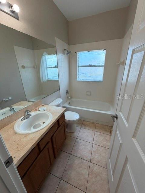 Single Family Residence at 1333 KELLOGG DR, TAVARES, photo 8 of 19