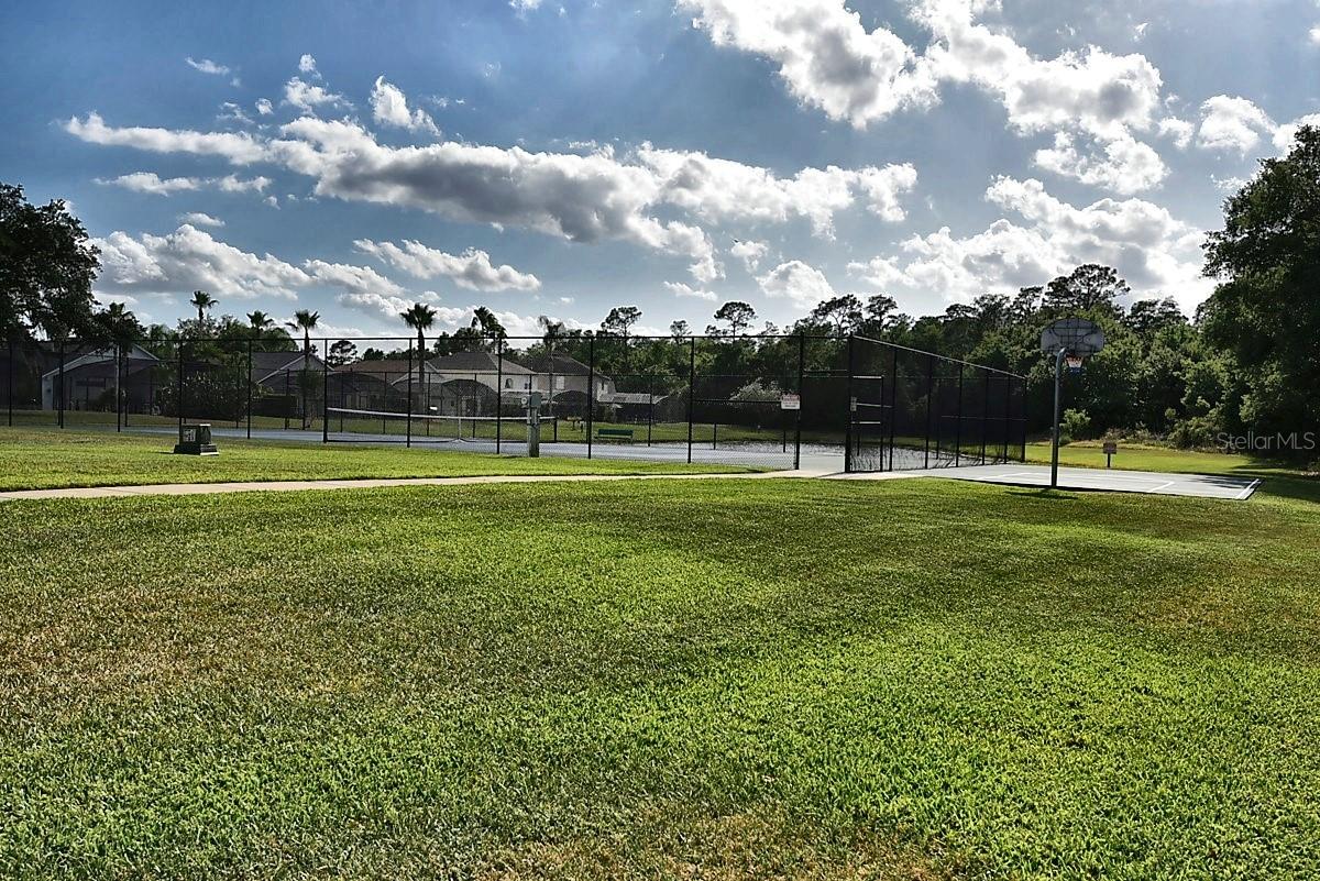 Townhouse at 1066 PARK RIDGE CIR, KISSIMMEE, photo 43 of 45