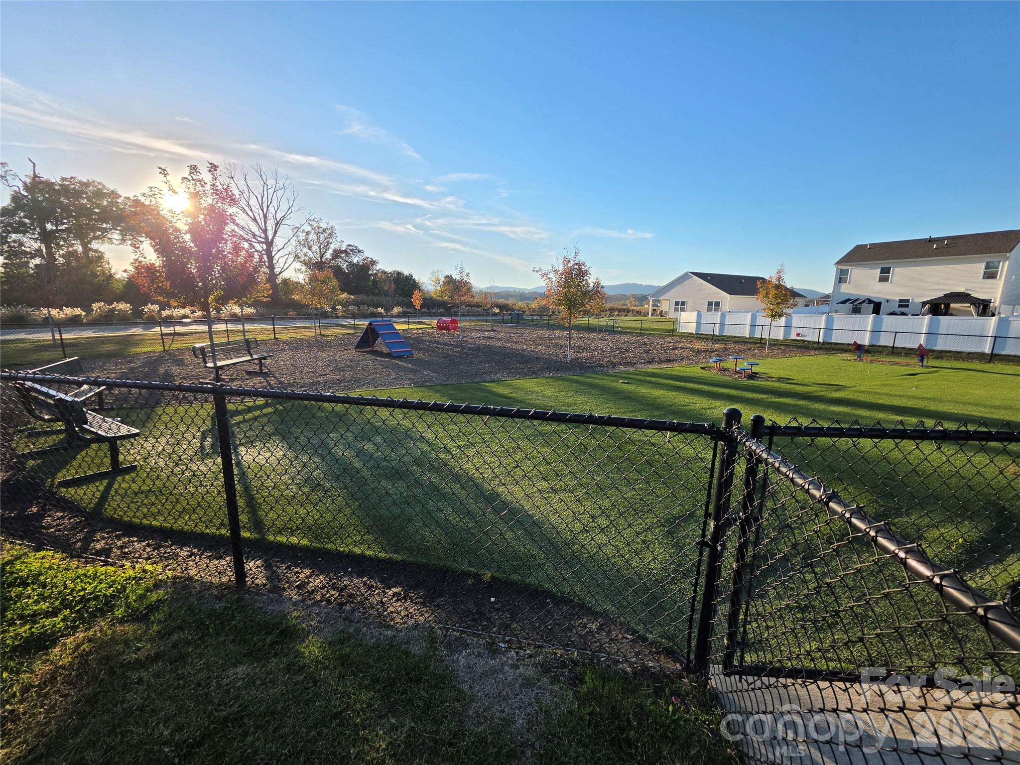 Let the dog run! - 274 Wheatfield Road, Fletcher