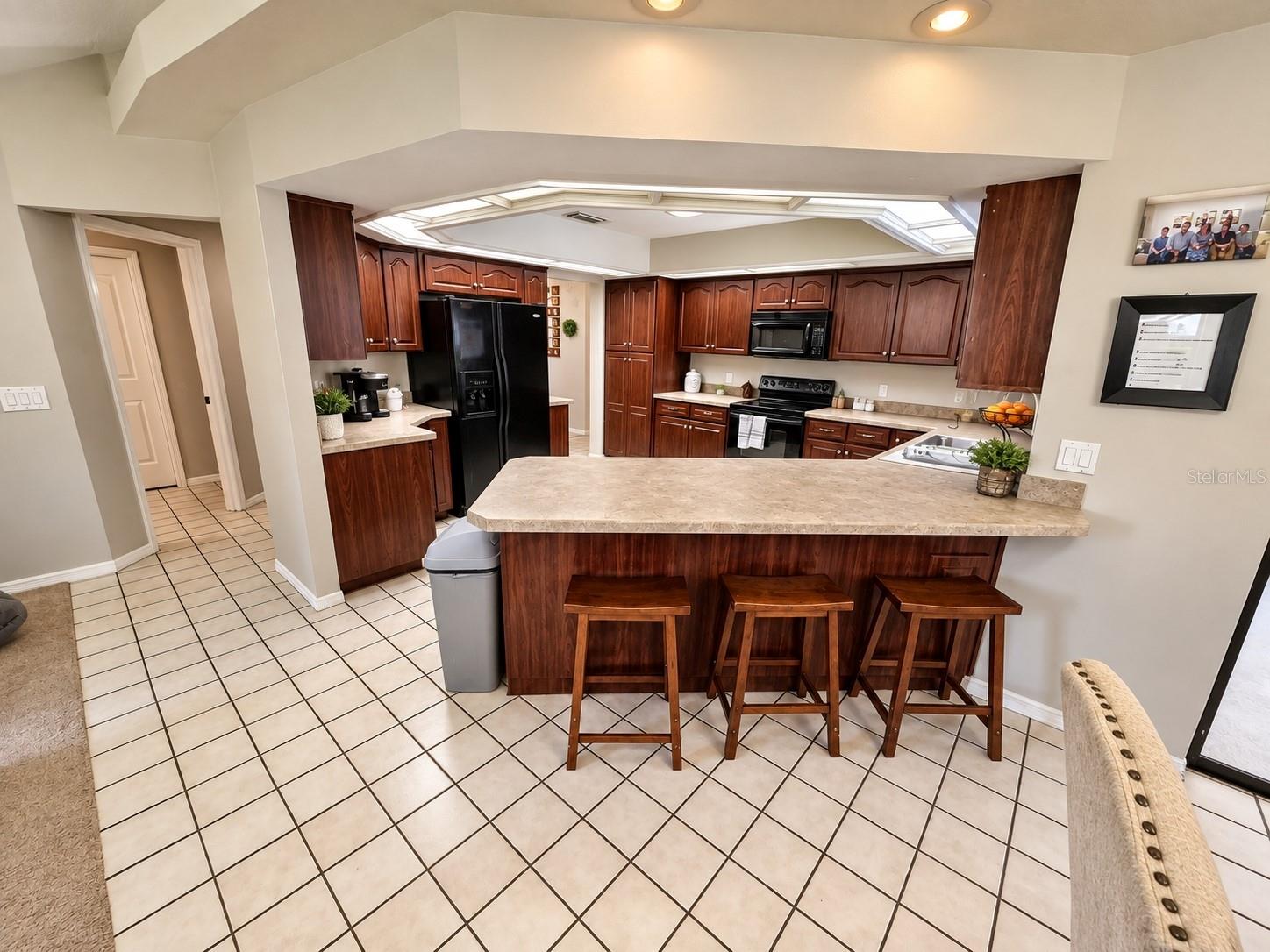 Single Family Residence at 5907 TROPHY LOOP, LAKELAND, photo 8 of 28