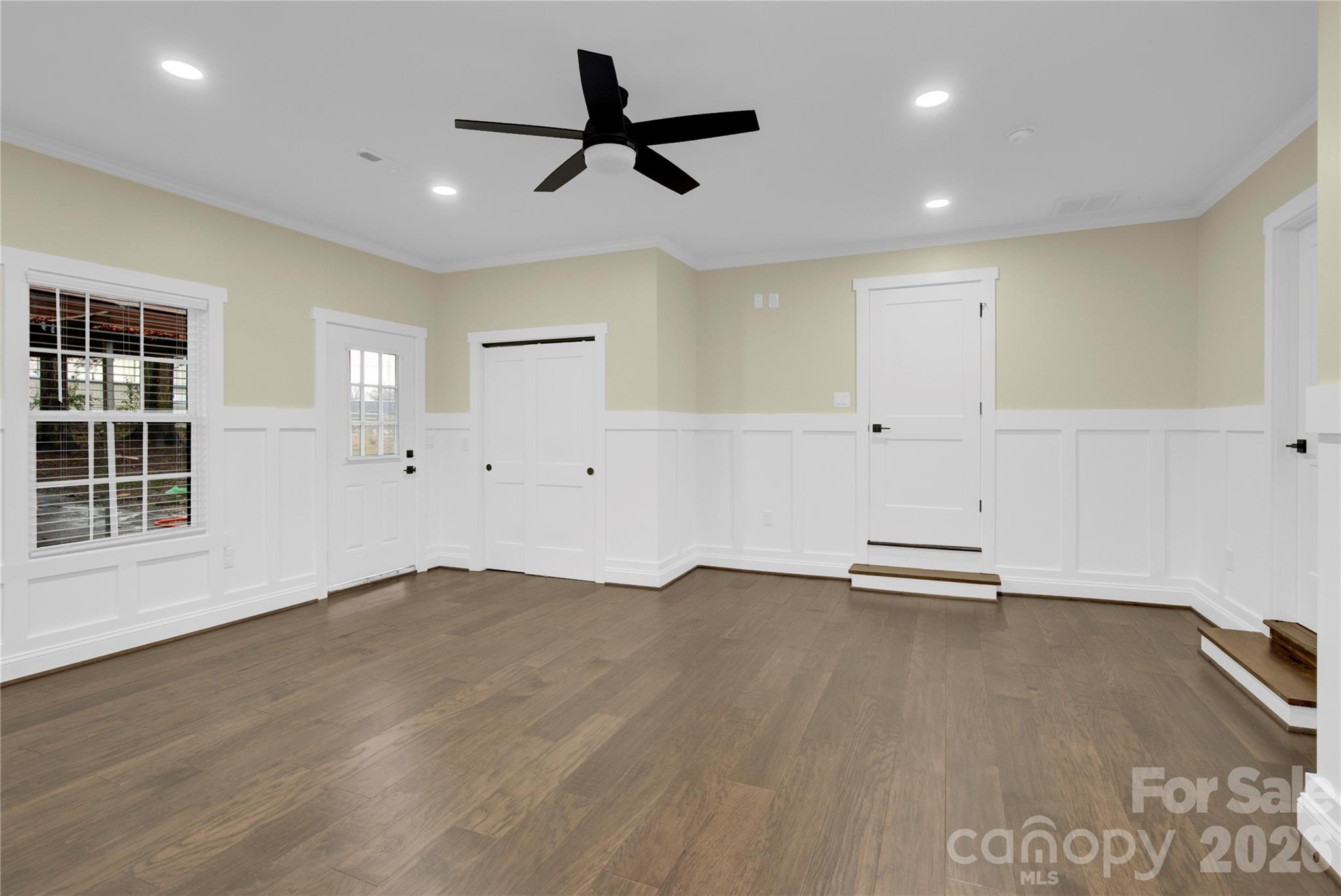 Single Family Residence at 533 Amon Lane, Pineville, photo 11 of 39