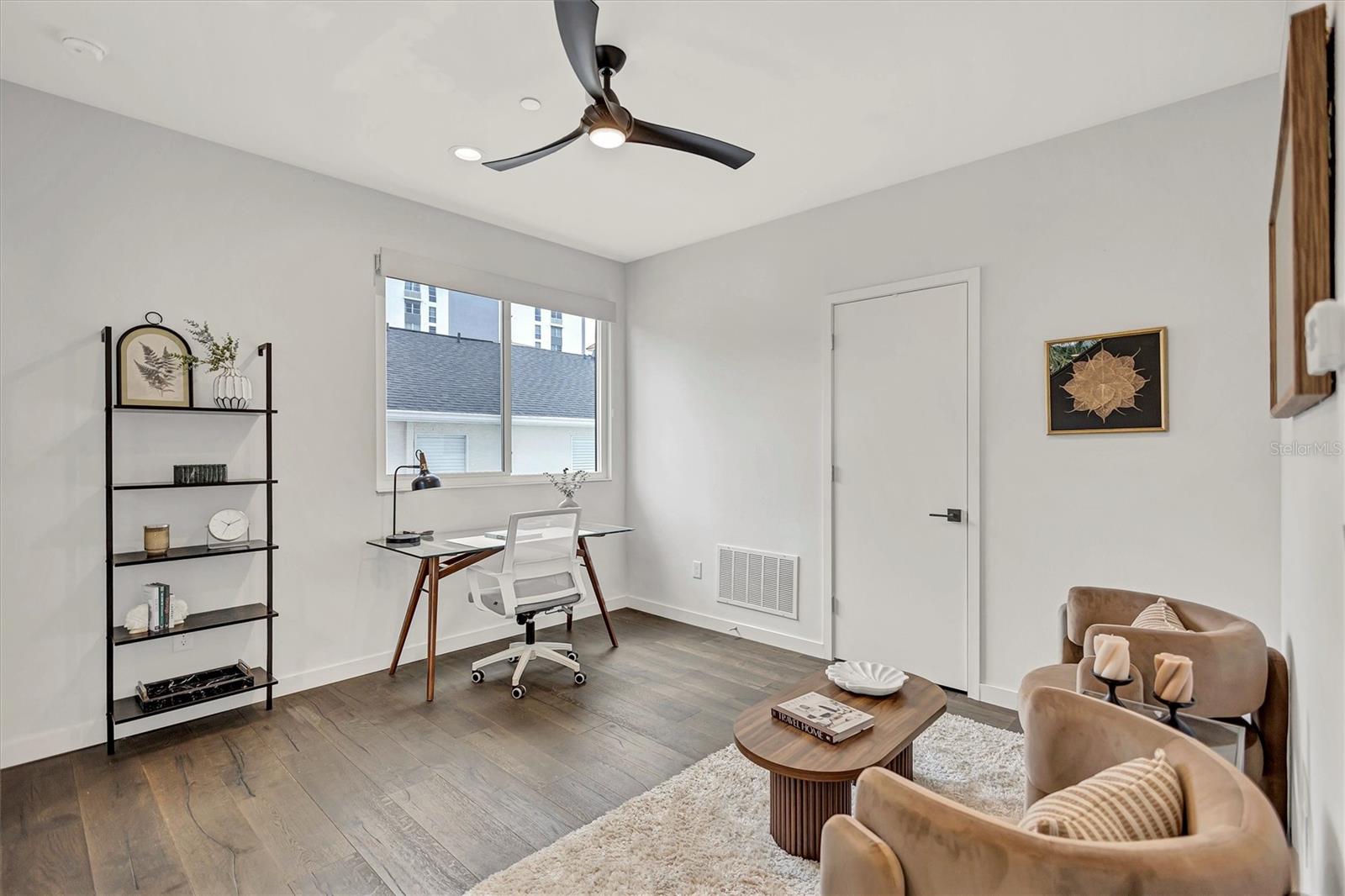 Townhouse at 349 7TH ST S, ST PETERSBURG, photo 33 of 40