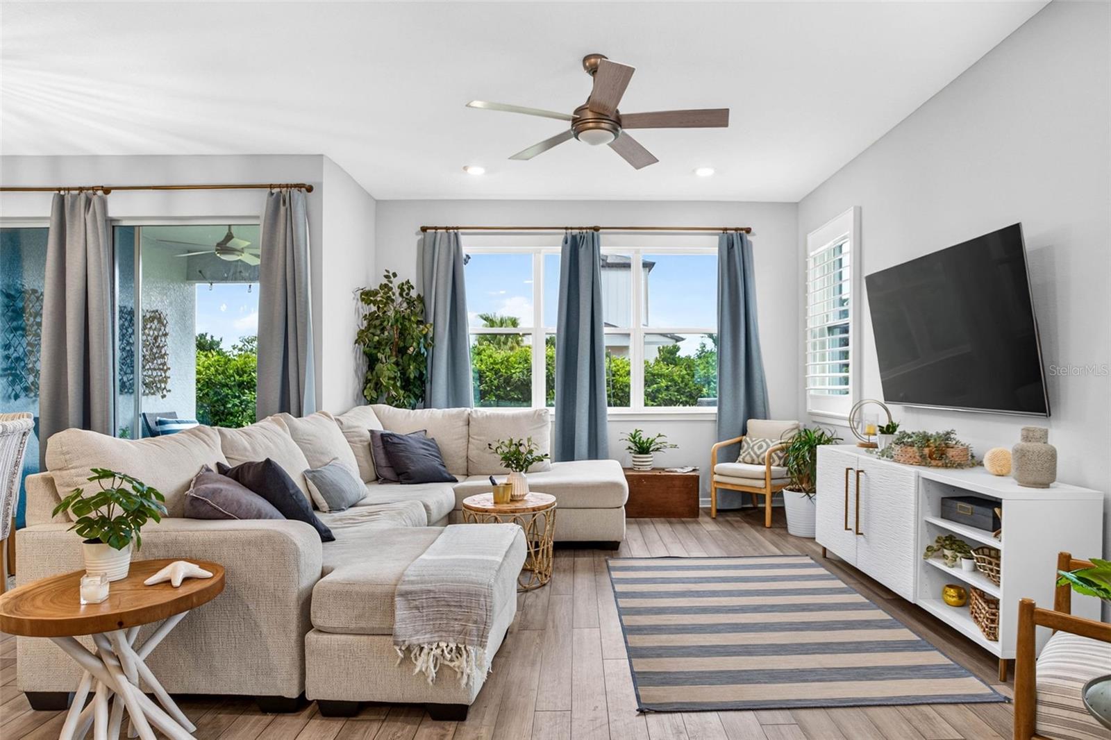 Bright Open Living - 11211 BEACH WALK WAY NE, ST PETERSBURG