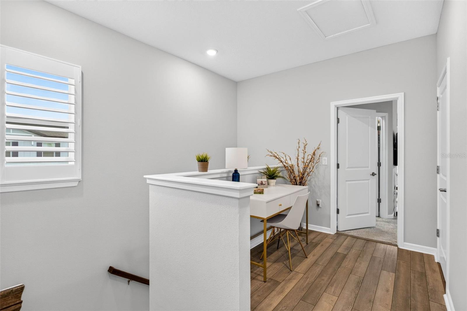 Cute Office/Landing Area - 11211 BEACH WALK WAY NE, ST PETERSBURG
