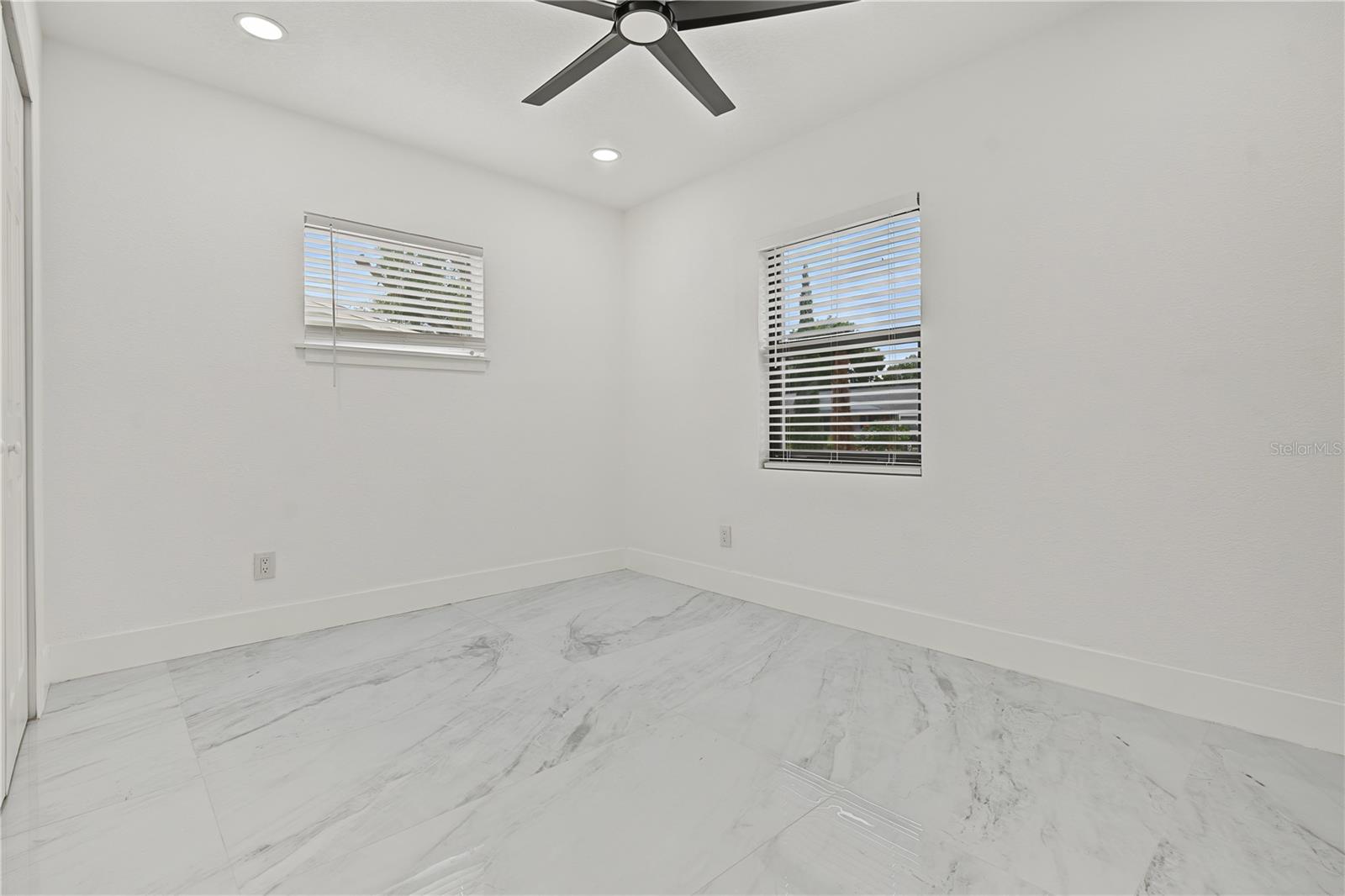 Single Family Residence at 5007 SHETLAND AVE, TAMPA, photo 23 of 35