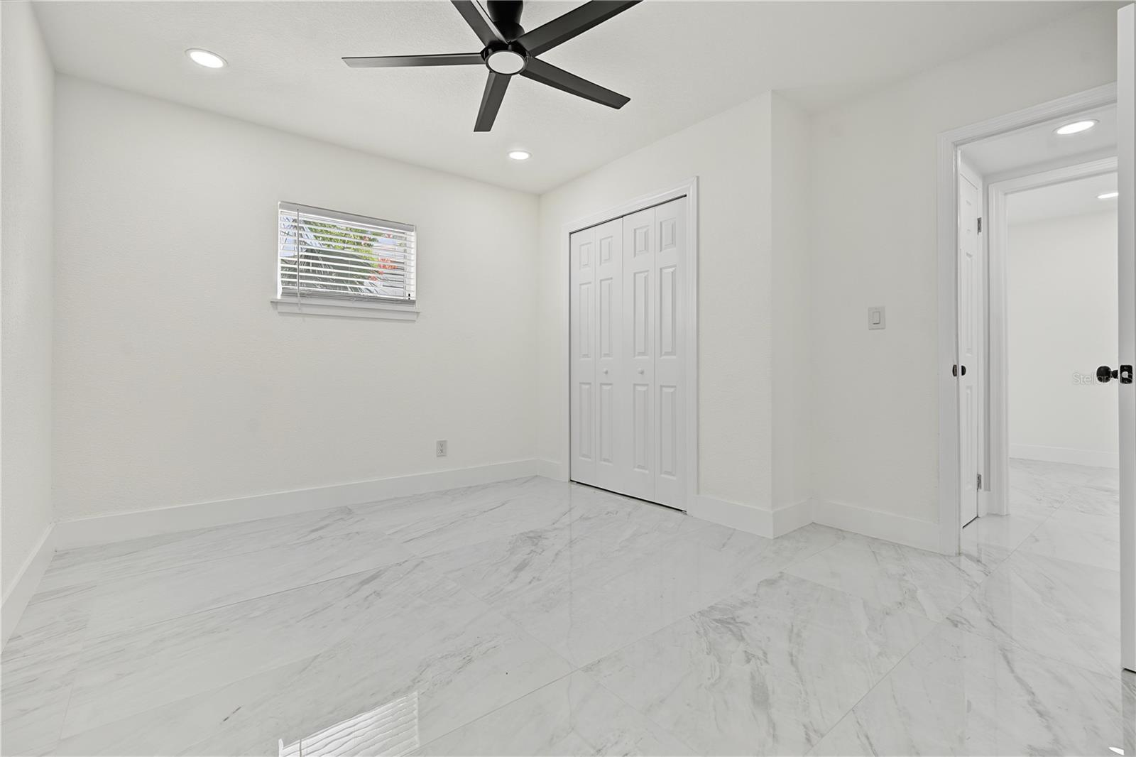 Single Family Residence at 5007 SHETLAND AVE, TAMPA, photo 25 of 35