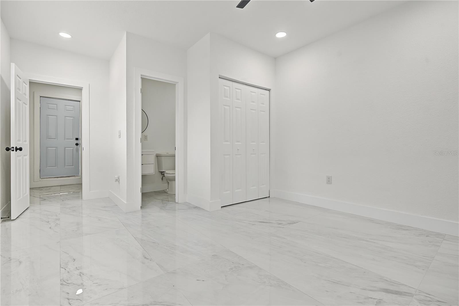 Single Family Residence at 5007 SHETLAND AVE, TAMPA, photo 31 of 35