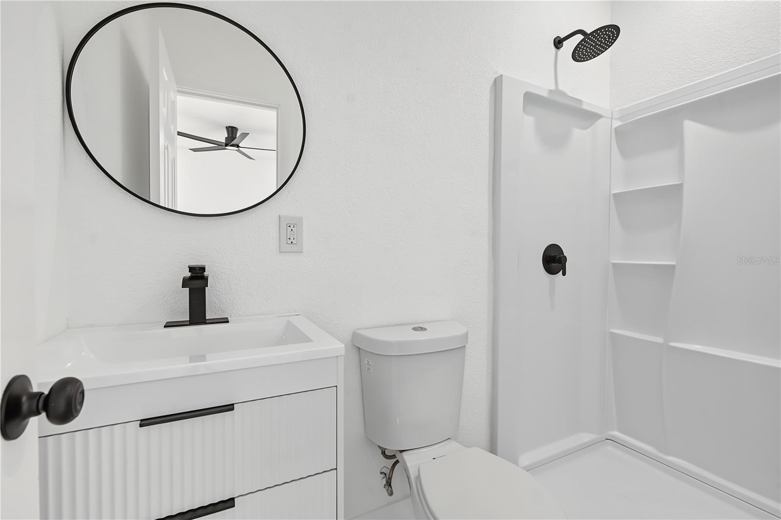 Single Family Residence at 5007 SHETLAND AVE, TAMPA, photo 33 of 35