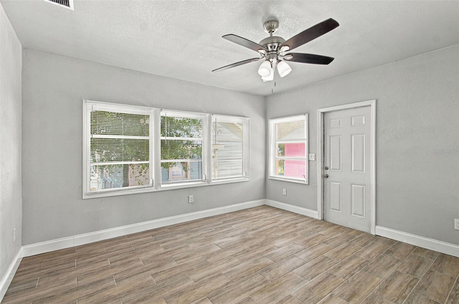 Single Family Residence at 2230 9TH AVE W, BRADENTON, photo 23 of 72