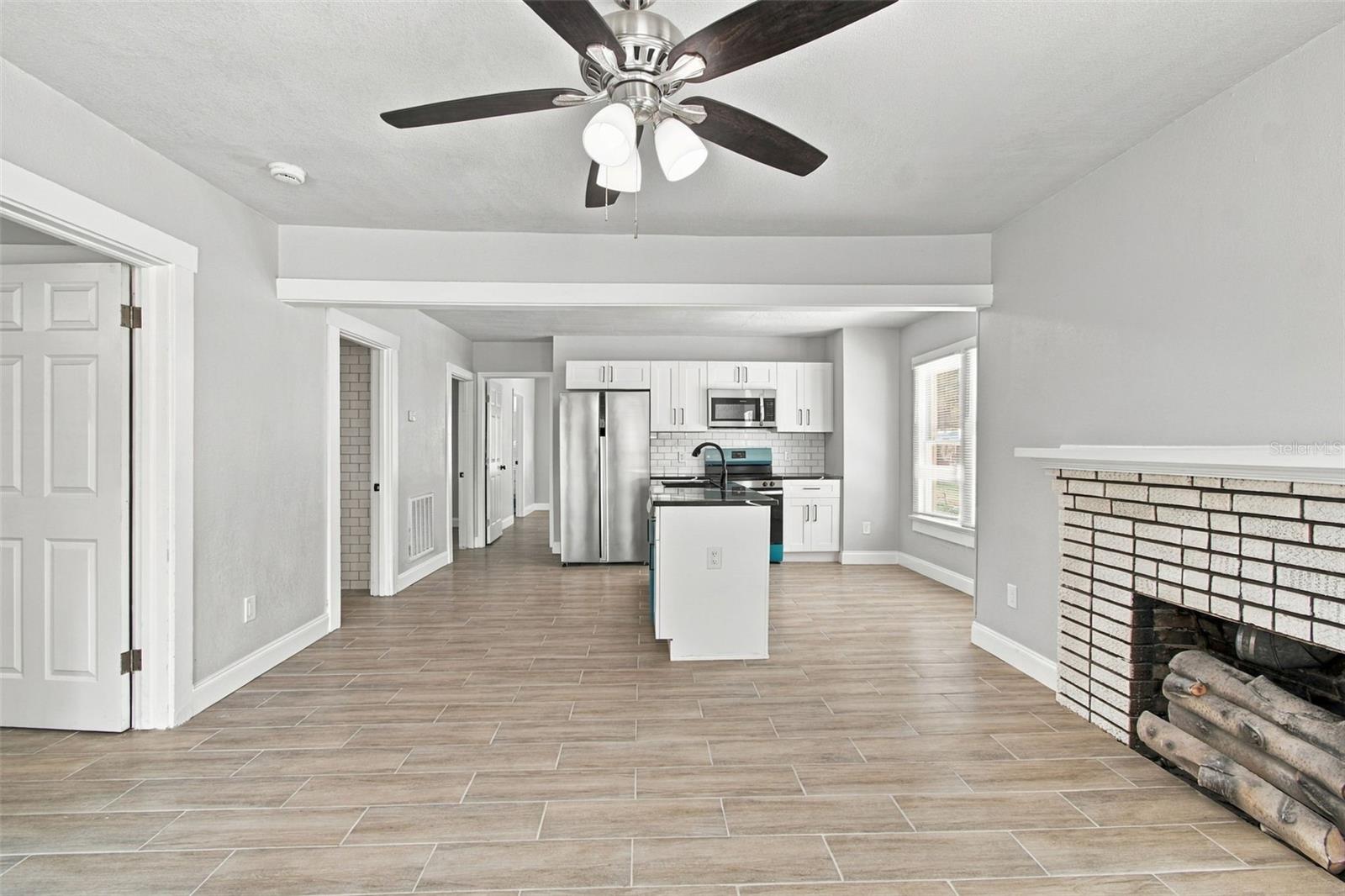 Single Family Residence at 2230 9TH AVE W, BRADENTON, photo 40 of 72