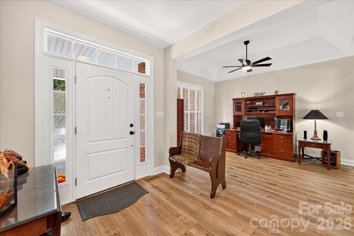 Single Family Residence at 40255 Falconcrest Lane, New London, photo 3 of 28