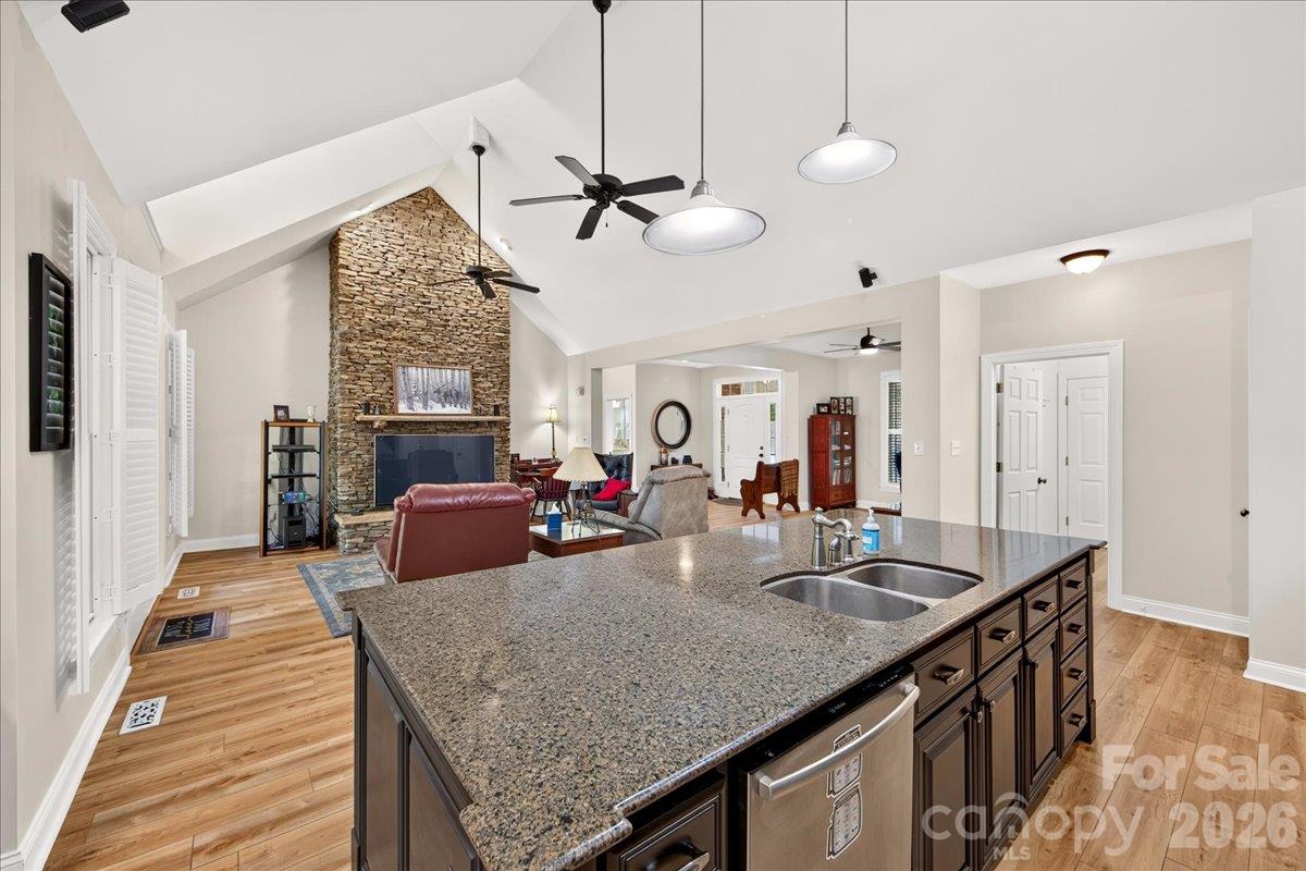 Single Family Residence at 40255 Falconcrest Lane, New London, photo 12 of 28