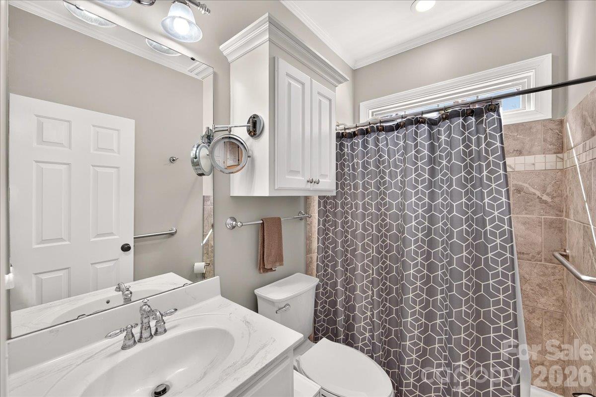 Single Family Residence at 40255 Falconcrest Lane, New London, photo 18 of 28