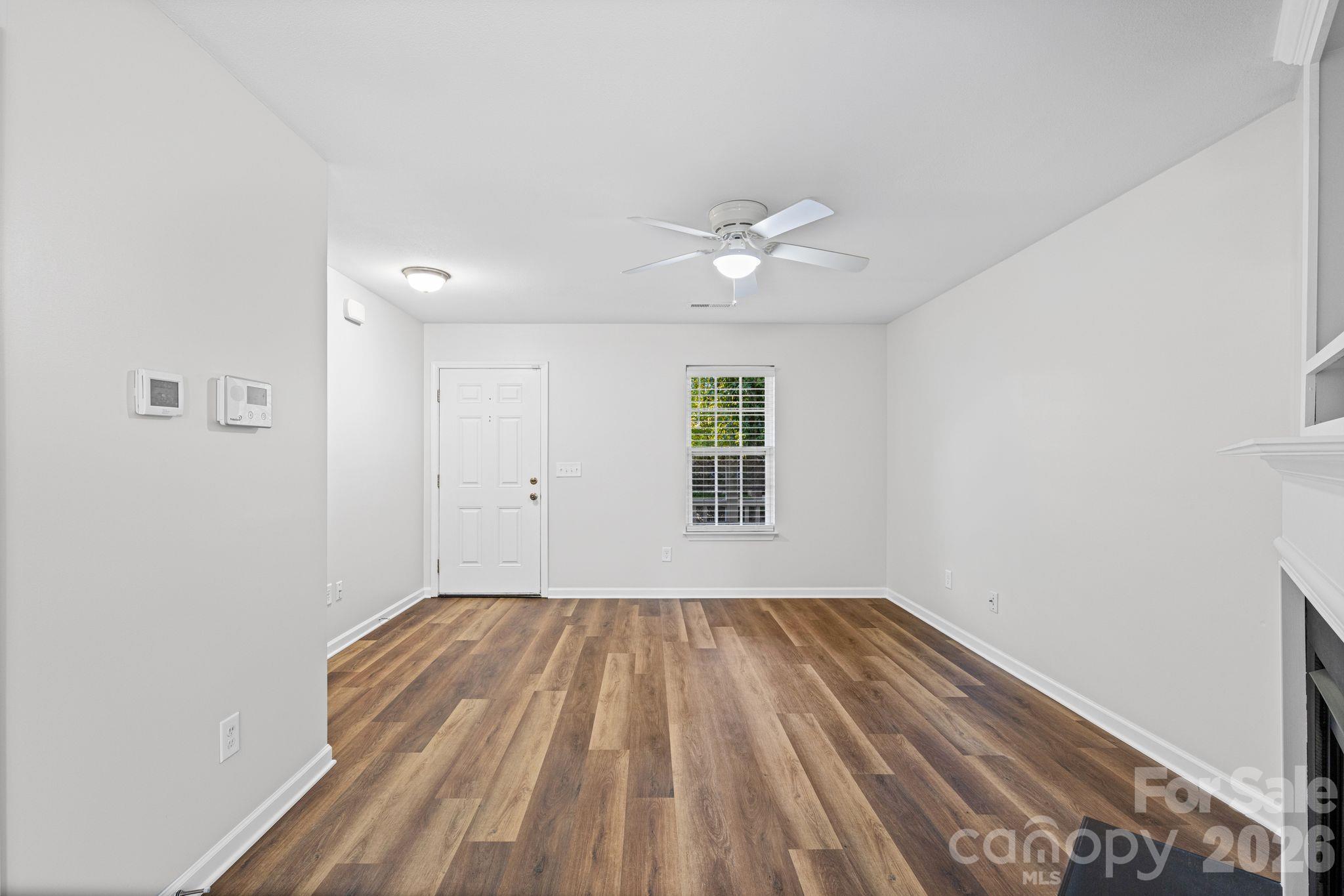 Single Family Residence at 1491 Wakefield Farm Lane, Kernersville, photo 8 of 46